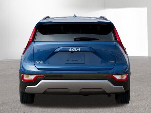 New 2026 Kia Niro SX image 16