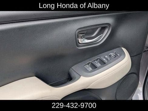 Used 2023 Honda HR-V LX image 12
