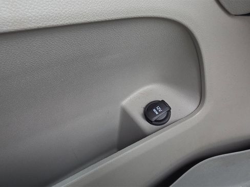 Used 2019 Kia Sedona EX image 17