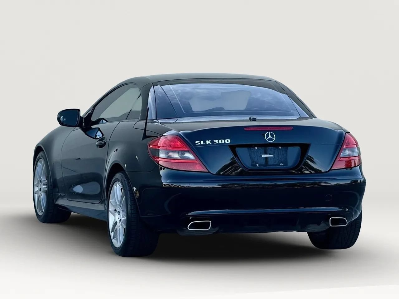 Used 2009 Mercedes-Benz SLK 300 image 7