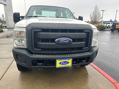 Used 2014 Ford F250 XL w/ Power Equipment Group image 7