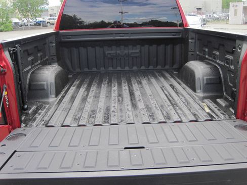 Used 2024 GMC Sierra 1500 Elevation w/ LPO, Elevation Black Package AWD/4WD image 12