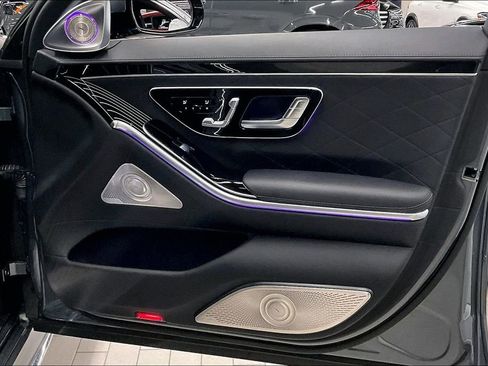Certified 2025 Mercedes-Benz S 580 4MATIC Sedan image 16