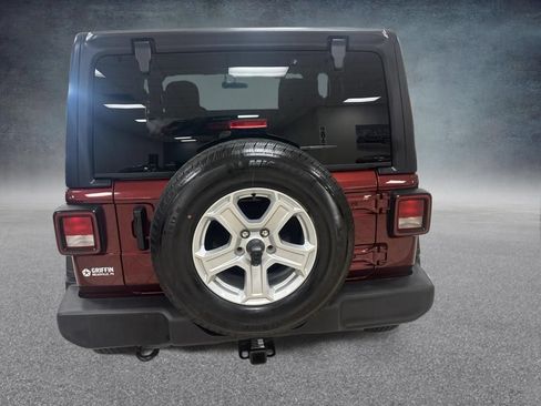 Used 2021 Jeep Wrangler Sport AWD/4WD image 5