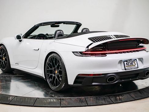 Used 2022 Porsche 911 Carrera GTS image 2
