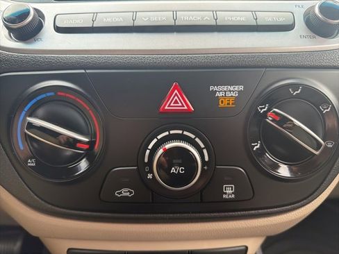 Used 2020 Hyundai Accent SE image 19