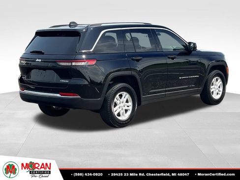 Used 2023 Jeep Grand Cherokee Laredo w/ Luxury Tech Group I AWD/4WD image 31