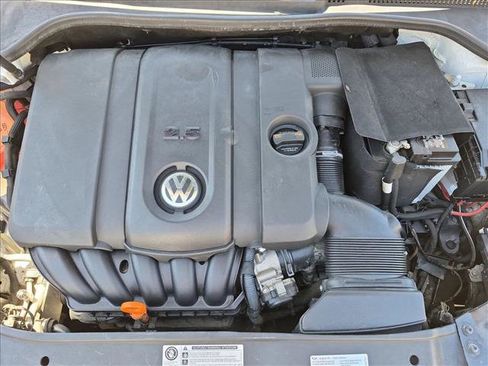 Used 2013 Volkswagen Jetta SE FWD image 21