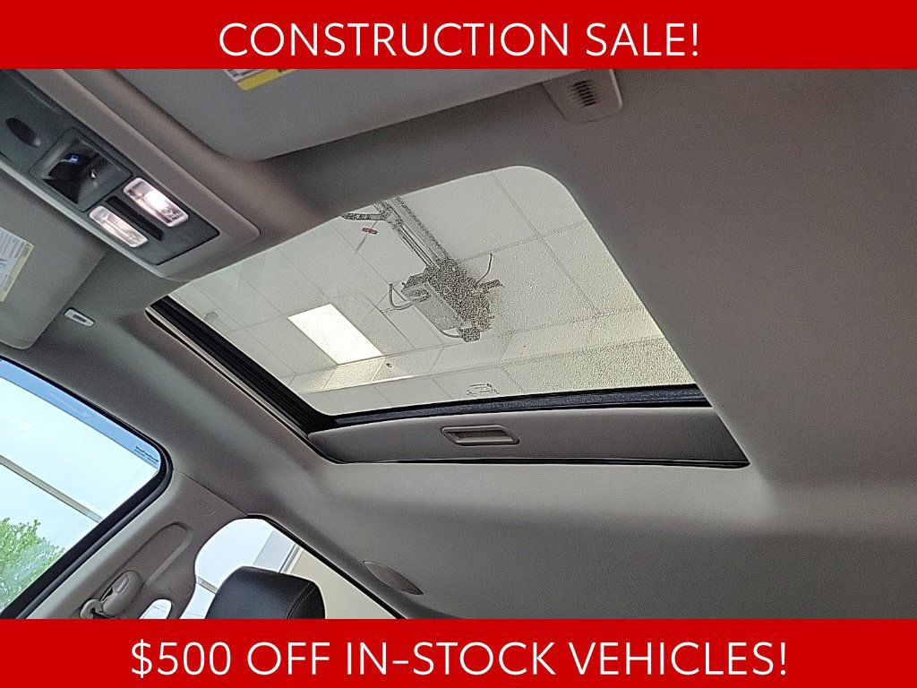 Used 2018 RAM 1500 Laramie w/ Convenience Group AWD/4WD image 11