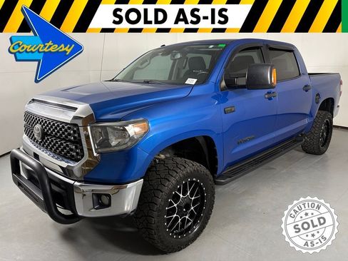 Used 2018 Toyota Tundra SR5 w/ SR5 Upgrade Package AWD/4WD image 4