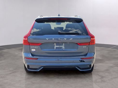 Used 2023 Volvo XC60 B5 Ultimate w/ Climate Package AWD/4WD image 5