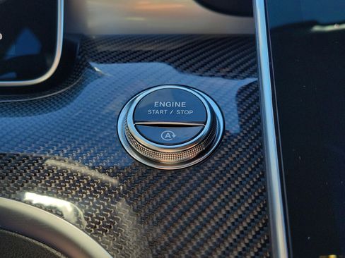 New 2026 Mercedes-Benz C 43 AMG 4MATIC Sedan image 21