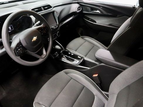 Used 2023 Chevrolet TrailBlazer LT w/ Convenience Package image 22