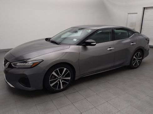 Used 2023 Nissan Maxima SV w/ Floor Mat Group FWD image 2