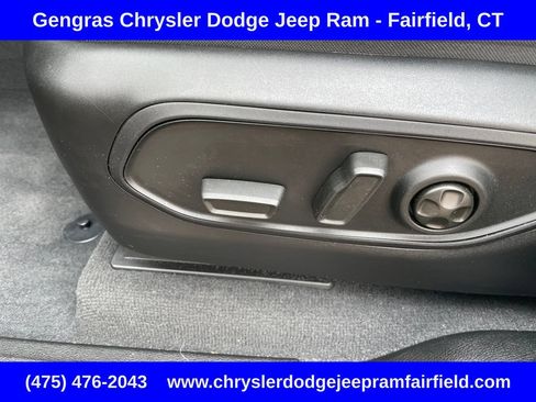 Certified 2023 Jeep Grand Cherokee Limited w/ Luxury Tech Group II AWD/4WD image 48
