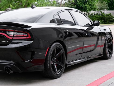 Used 2018 Dodge Charger SRT w/ Harman/Kardon Audio Group image 13
