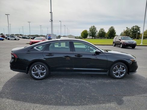 Certified 2023 Honda Accord EX image 6
