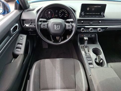 Used 2023 Honda Civic Sport image 11