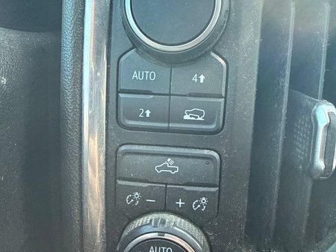 Used 2019 Chevrolet Silverado 1500 LT w/ All-Star Edition AWD/4WD image 20