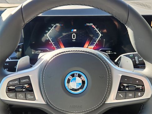 New 2026 BMW X5 xDrive50e image 12