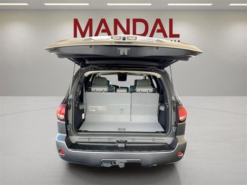 Used 2019 Toyota Sequoia Limited w/ Safety & Convenience Package image 23