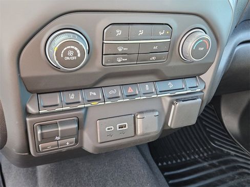 Used 2026 Chevrolet Silverado 2500 Custom w/ Custom Value Package image 24