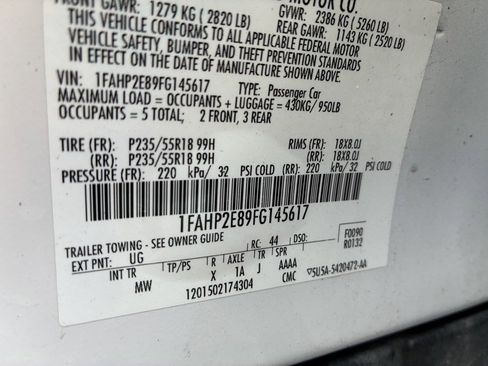 Used 2015 Ford Taurus SEL w/ Equipment Group 201A image 19