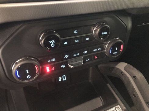 Used 2022 Ford Bronco Big Bend image 17