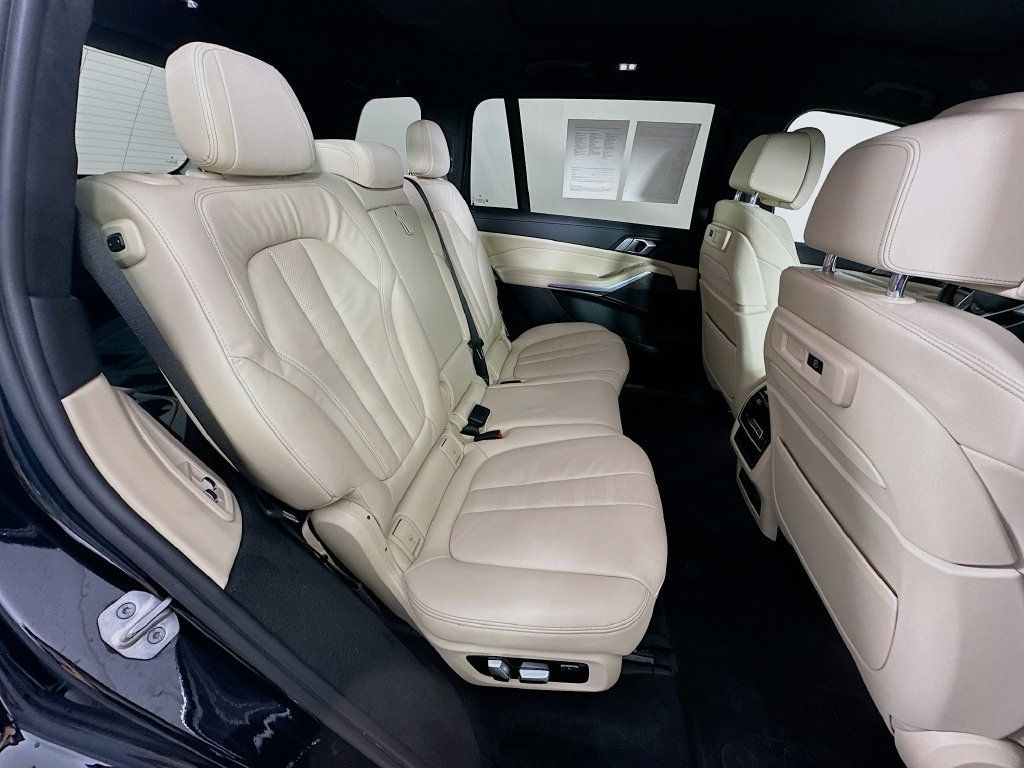 Used 2022 BMW X7 xDrive40i w/ Premium Package AWD/4WD image 36