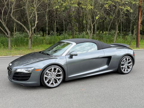 Used 2011 Audi R8 V10 AWD/4WD image 17