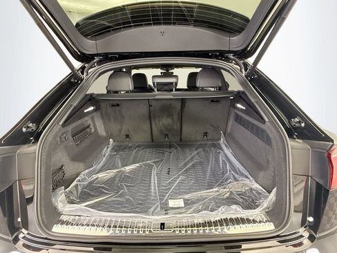 New 2026 Audi Q8 Premium Plus image 27