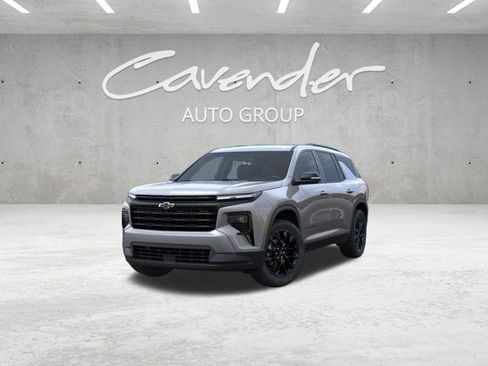 New 2026 Chevrolet Traverse LT w/ Midnight/Sport Edition AWD/4WD image 8
