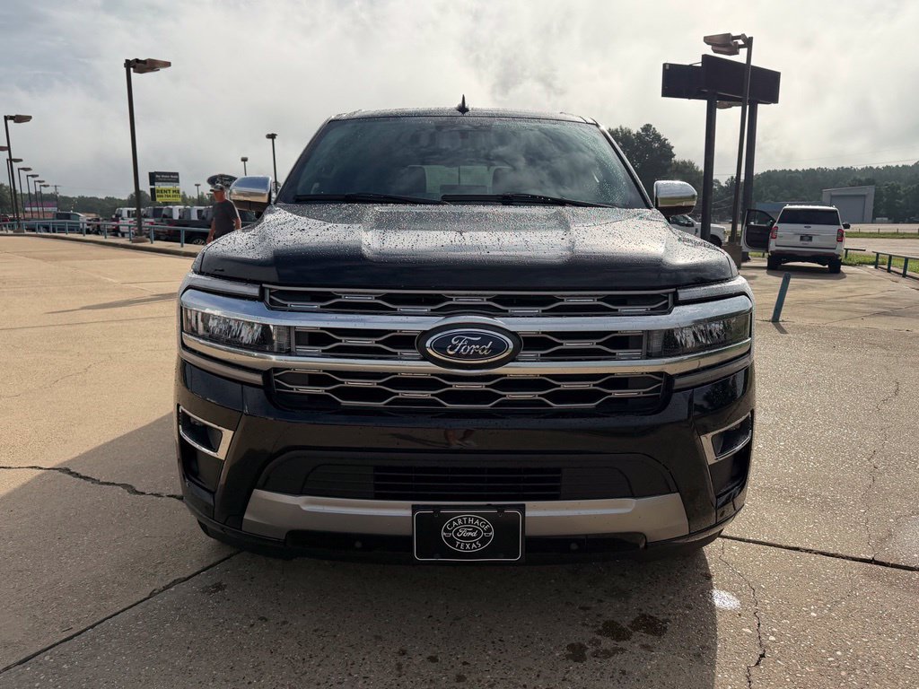 Used 2024 Ford Expedition Platinum RWD image 9