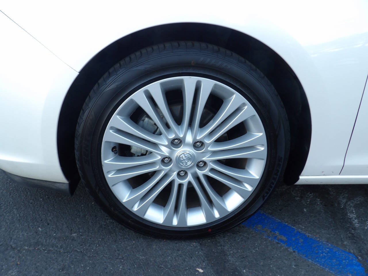 Used 2013 Buick Verano Convenience FWD image 15