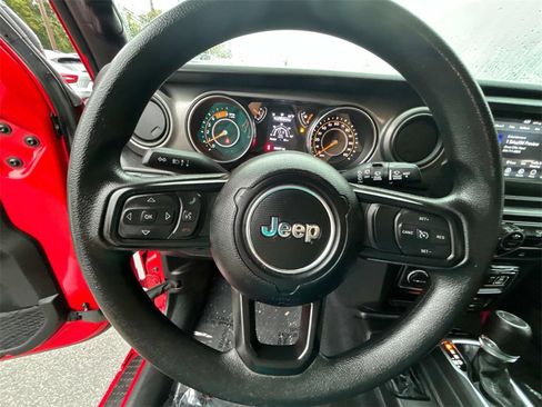 Used 2022 Jeep Wrangler Unlimited Sport image 23