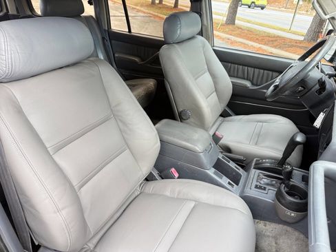 Used 1996 Toyota Land Cruiser image 52