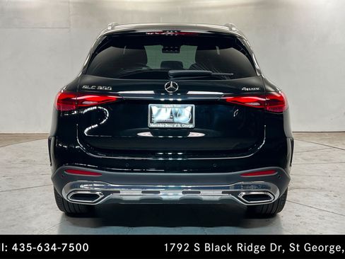 Certified 2026 Mercedes-Benz GLC 300 4MATIC image 4