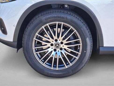 Certified 2026 Mercedes-Benz GLC 300 image 17
