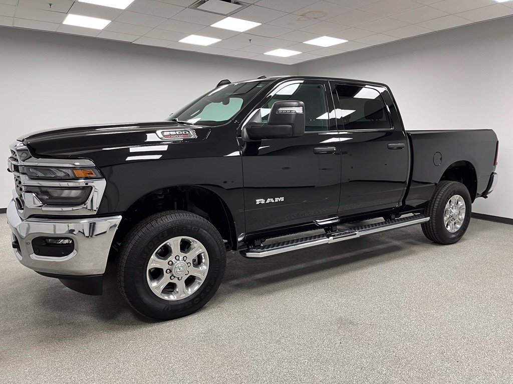Used 2026 RAM 2500 Big Horn AWD/4WD image 6