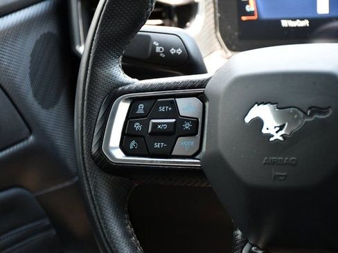 Used 2025 Ford Mustang GT Premium RWD image 28