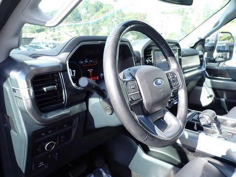 Certified 2022 Ford F150 Lariat w/ Equipment Group 502A High image 17