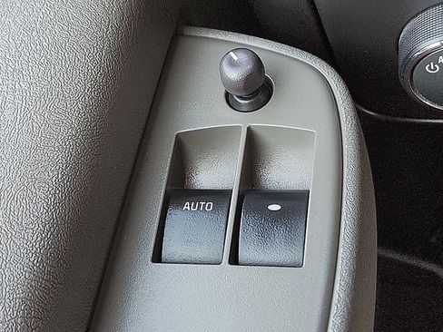 Used 2021 GMC Savana 3500 Extended w/ Power Convenience Package RWD image 20