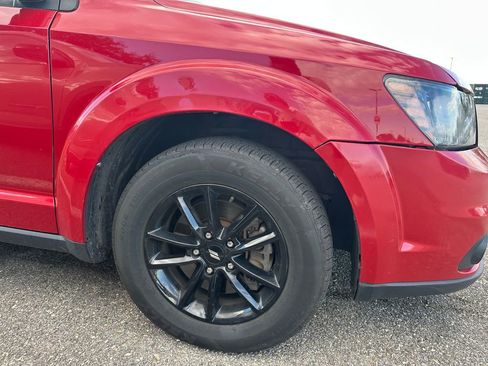 Used 2019 Dodge Journey SE w/ Blacktop Package FWD image 8