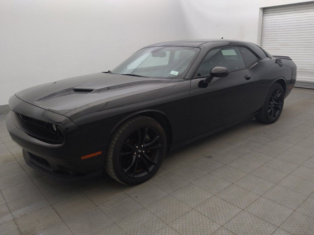 Used 2018 Dodge Challenger SXT Plus RWD image 2