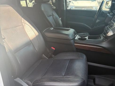 Used 2020 GMC Yukon XL SLT AWD/4WD image 7