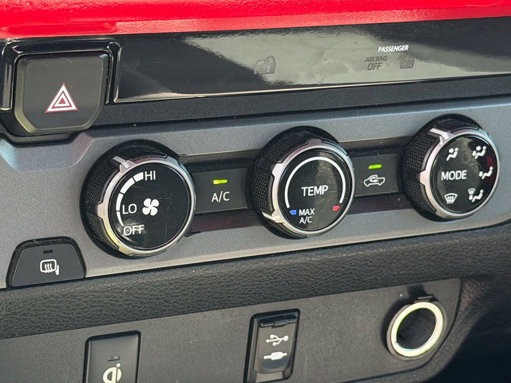 Used 2016 Toyota Tacoma TRD Sport w/ Towing Package RWD image 20