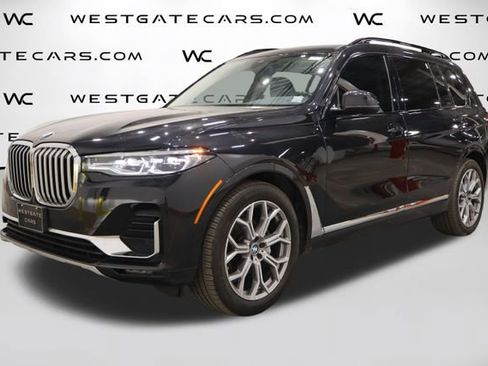 Used 2022 BMW X7 xDrive40i w/ Cold Weather Package AWD/4WD image 1
