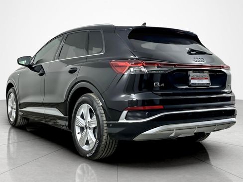 Used 2024 Audi Q4 e-tron Premium Plus image 3