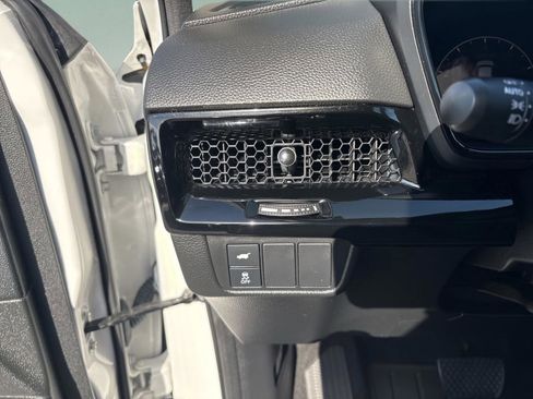 Used 2025 Honda CR-V EX-L image 14