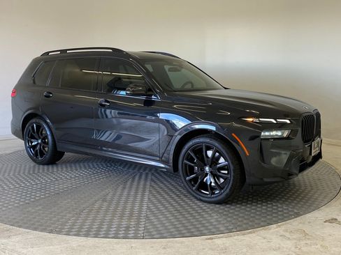 Certified 2023 BMW X7 xDrive40i w/ M Sport Package image 6